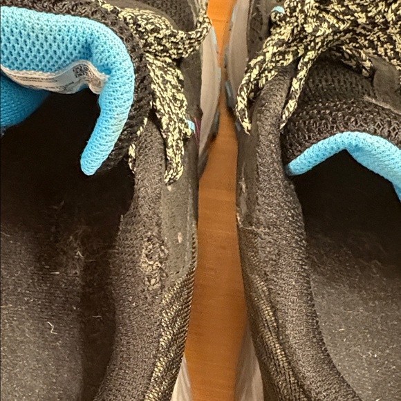 Saucony Black and Pink Athletic Shoes Women’s size 8 - Picture 10 of 10